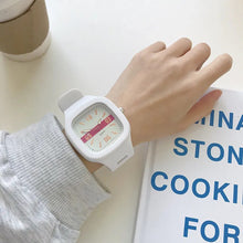 Load image into Gallery viewer, Fashion Women Watches Squartz Dial Watch Women Luxury Ladies Quartz Wristwatches Silicone Female Clock
