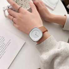 Load image into Gallery viewer, Fashion Women Watches Squartz Dial Watch Women Luxury Ladies Quartz Wristwatches Female Clock
