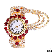 Load image into Gallery viewer, Luxury Rhinestone Quartz Watch Shiny Fashion Women Watches Stable Performance Bracelet Watch for Daily Life Ladies Wristwatch
