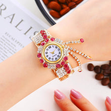 Load image into Gallery viewer, Luxury Rhinestone Quartz Watch Shiny Fashion Women Watches Stable Performance Bracelet Watch for Daily Life Ladies Wristwatch
