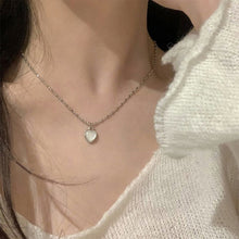 Load image into Gallery viewer, Exquisite Love Pendant Necklace Simple Niche Alloy Heart Shaped Necklace Clavicle Chain Jewelry Accessory
