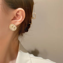 Load image into Gallery viewer, Dripping Oil Flower Earrings Temperamental Niche Alloy Flower Ear Studs Earrings Jewelry Accessories for Women

