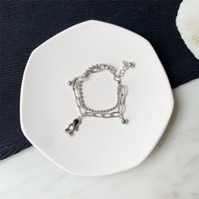 Load image into Gallery viewer, Cartoon Astronaut Pendant Couple Bracelet Fashion Versatile Alloy Bracelet Hand Jewelry for Women Men
