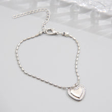 Load image into Gallery viewer, Love Pendant Bracelet Creative Niche Heart Shaped Bracelet Simple Alloy Hand Jewelry Accessory for Women
