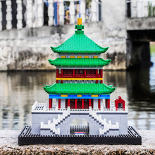 Load image into Gallery viewer, Tree House Diamond Landmark Building Blocks City Streetscape Architecture Waterfall with Light DIY Bricks Toy for Kid Adult Gift
