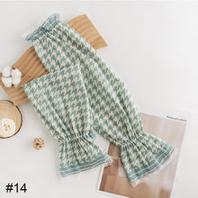 Load image into Gallery viewer, Summer Fashion Sunscreen Sleeves Outdoor Activities Driving Polyester Fiber Sunscreen Loose Sleeves Arm Sleeves for Women
